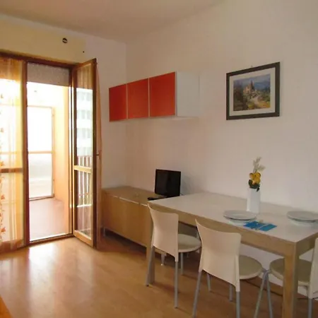 Апартаменты Flat In A With Sports Courts Бибионе