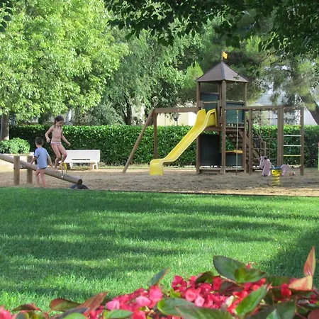 Flat In A With Sports Courts * Bibione