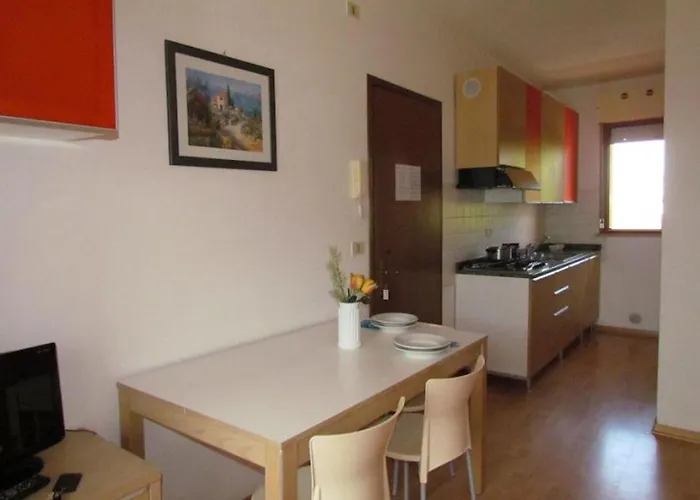 Flat In A With Sports Courts Daire *